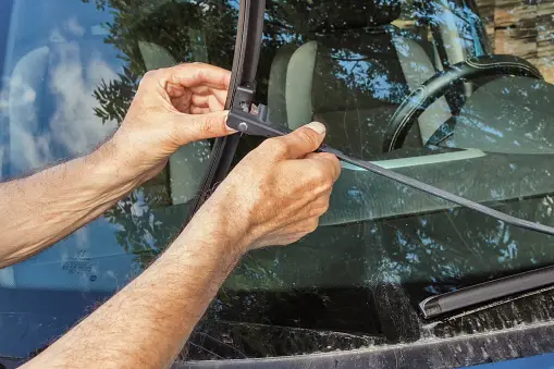 Windshield Repair Sherman Oaks CA Reliable Auto Glass Repair and Replacement Services
